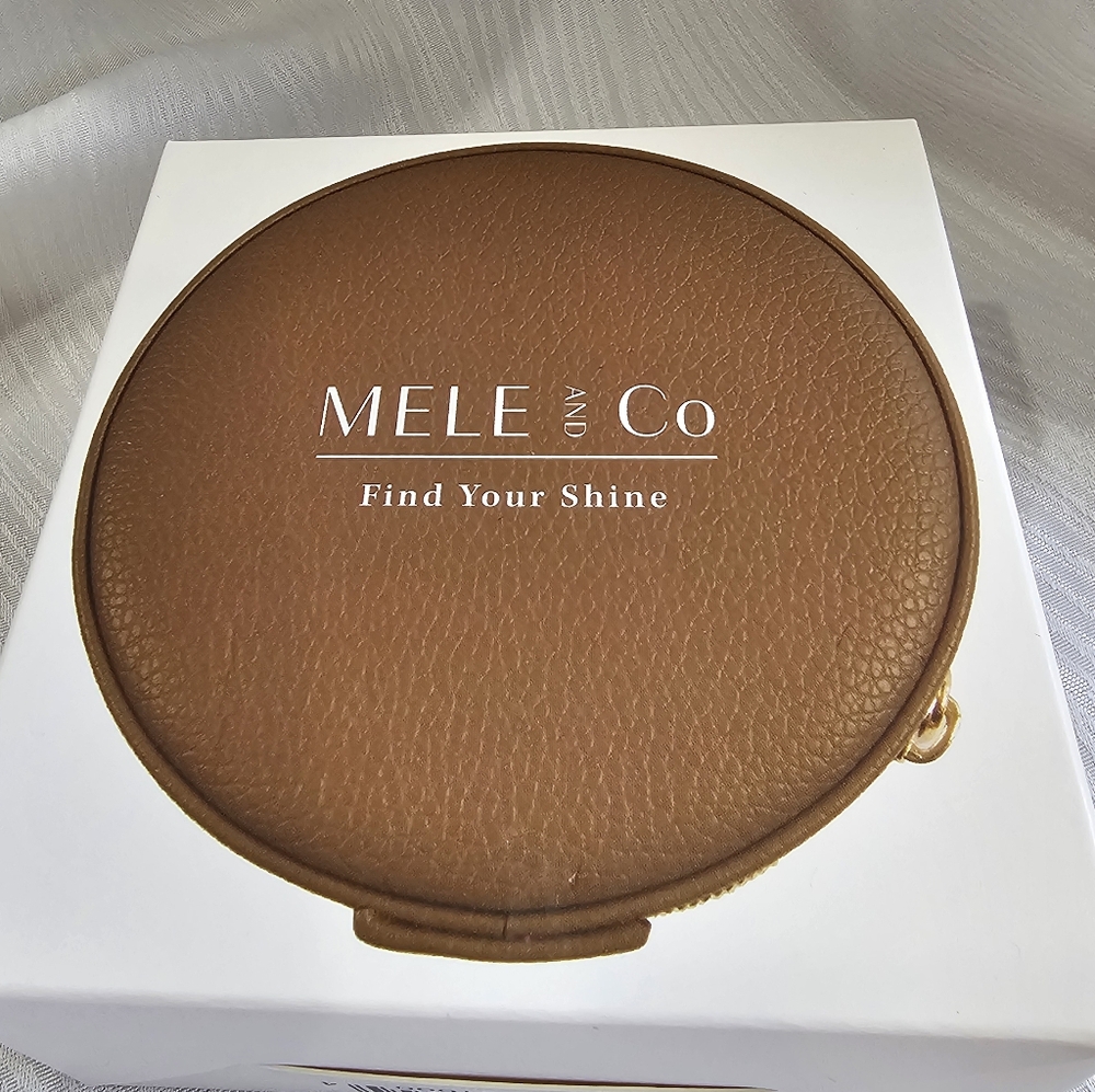 Mele & Co Brown Round Travel Compact Jewelry Case New im Box